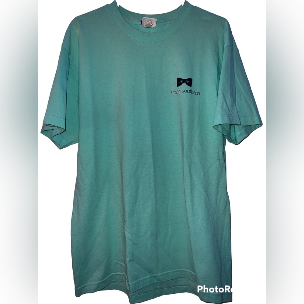 Simply Southern tee, Size large